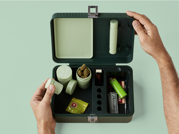 How to Properly Store Cannabis